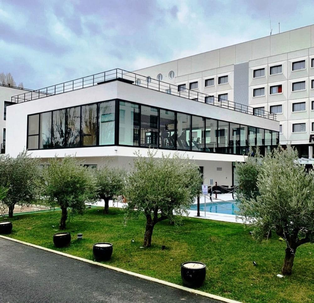 Hotel Forest Hill Meudon Velizy Exterior photo